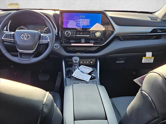 New 2026 Toyota Highlander XLE AWD/4WD image 14