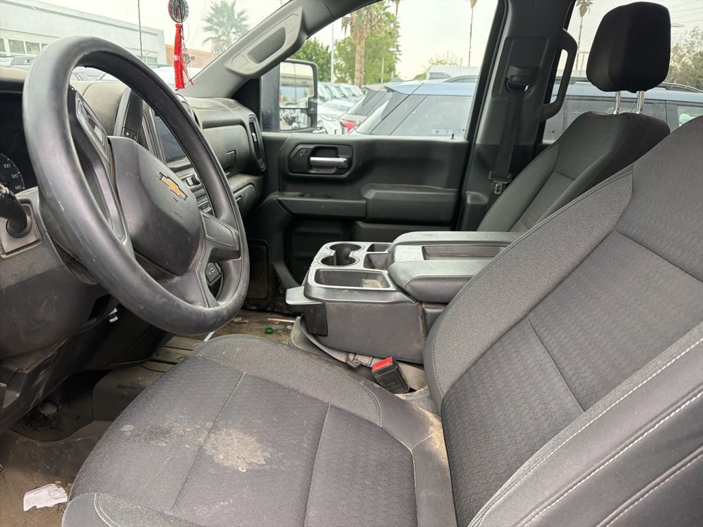 Used 2023 Chevrolet Silverado 2500 Custom w/ Custom Value Package image 5