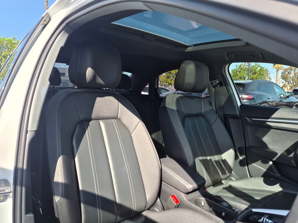 Used 2023 Audi A3 2.0T Premium image 32