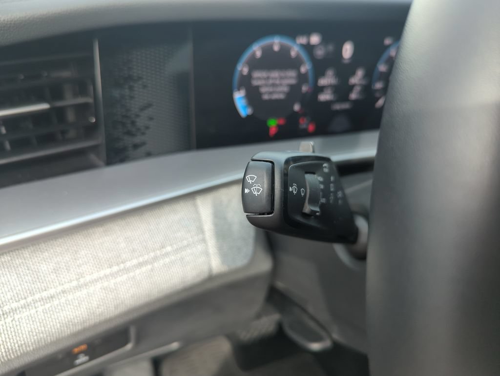 Used 2026 Volkswagen Tiguan S FWD image 21