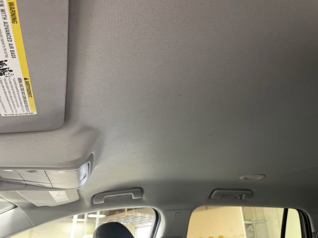 Used 2023 GMC Acadia SLE FWD image 22