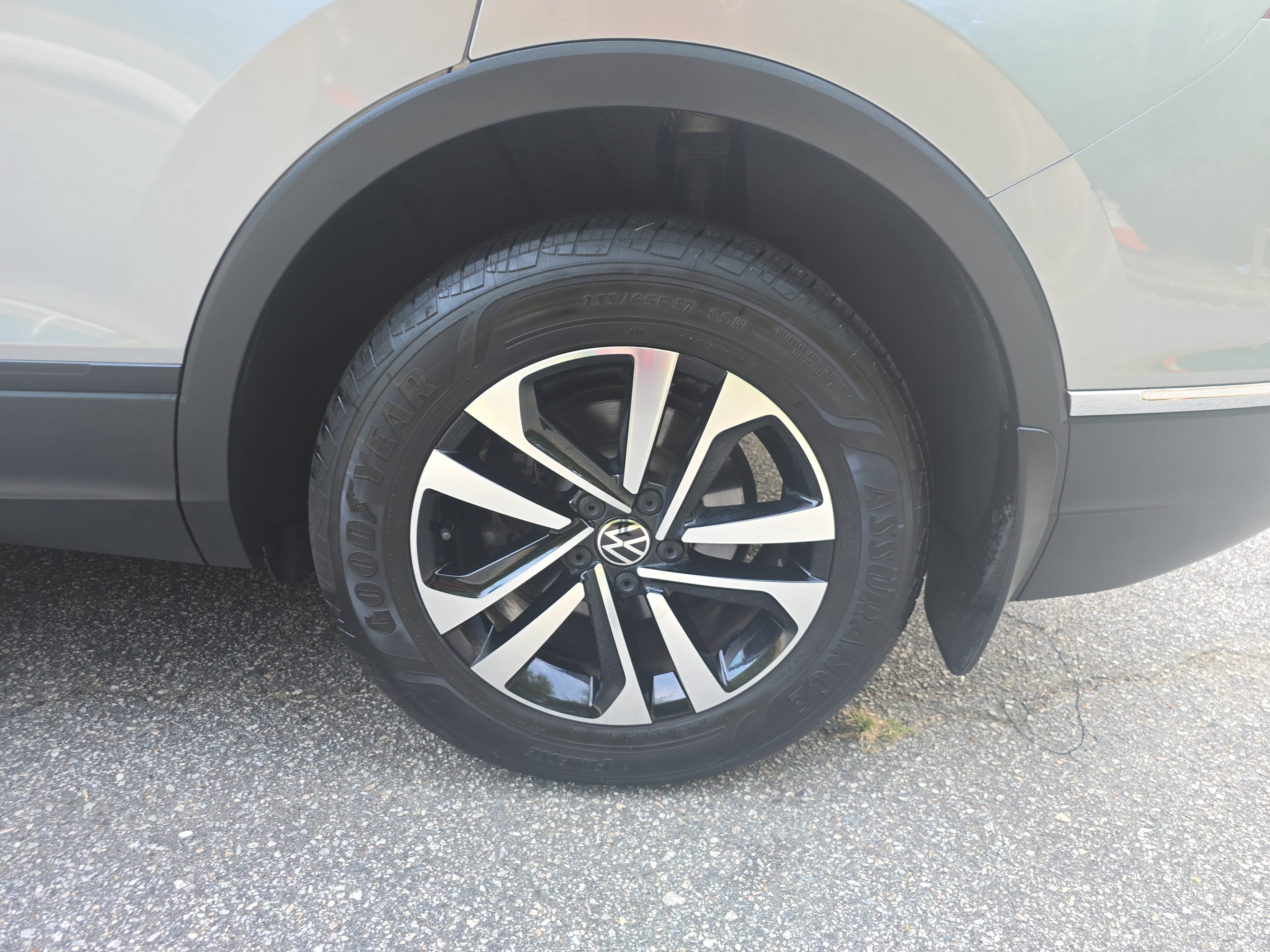 Used 2023 Volkswagen Tiguan S w/ IQ.Drive Package FWD image 30