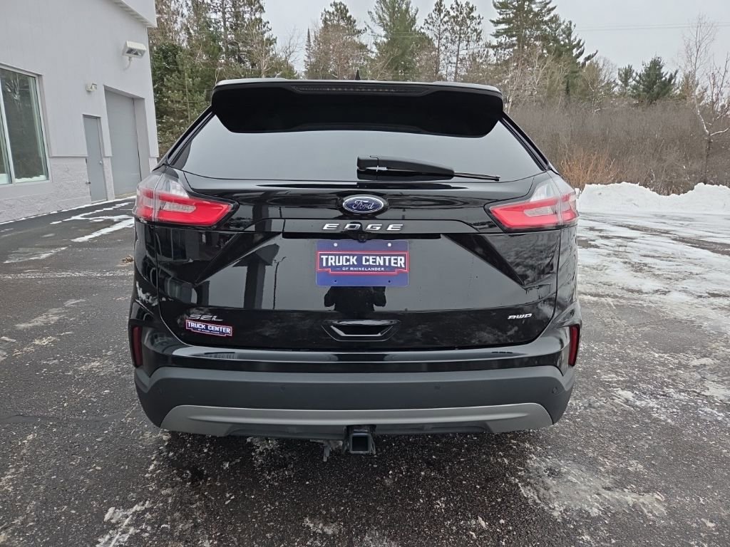 Used 2023 Ford Edge SEL w/ Convenience Package image 4