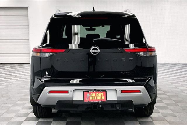 New 2025 Nissan Pathfinder Platinum w/ Lighting Package (N93) AWD/4WD image 5