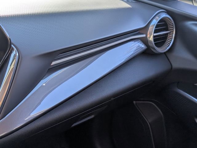 Used 2025 Chevrolet Trax ACTIV w/ Driver Confidence Package image 23