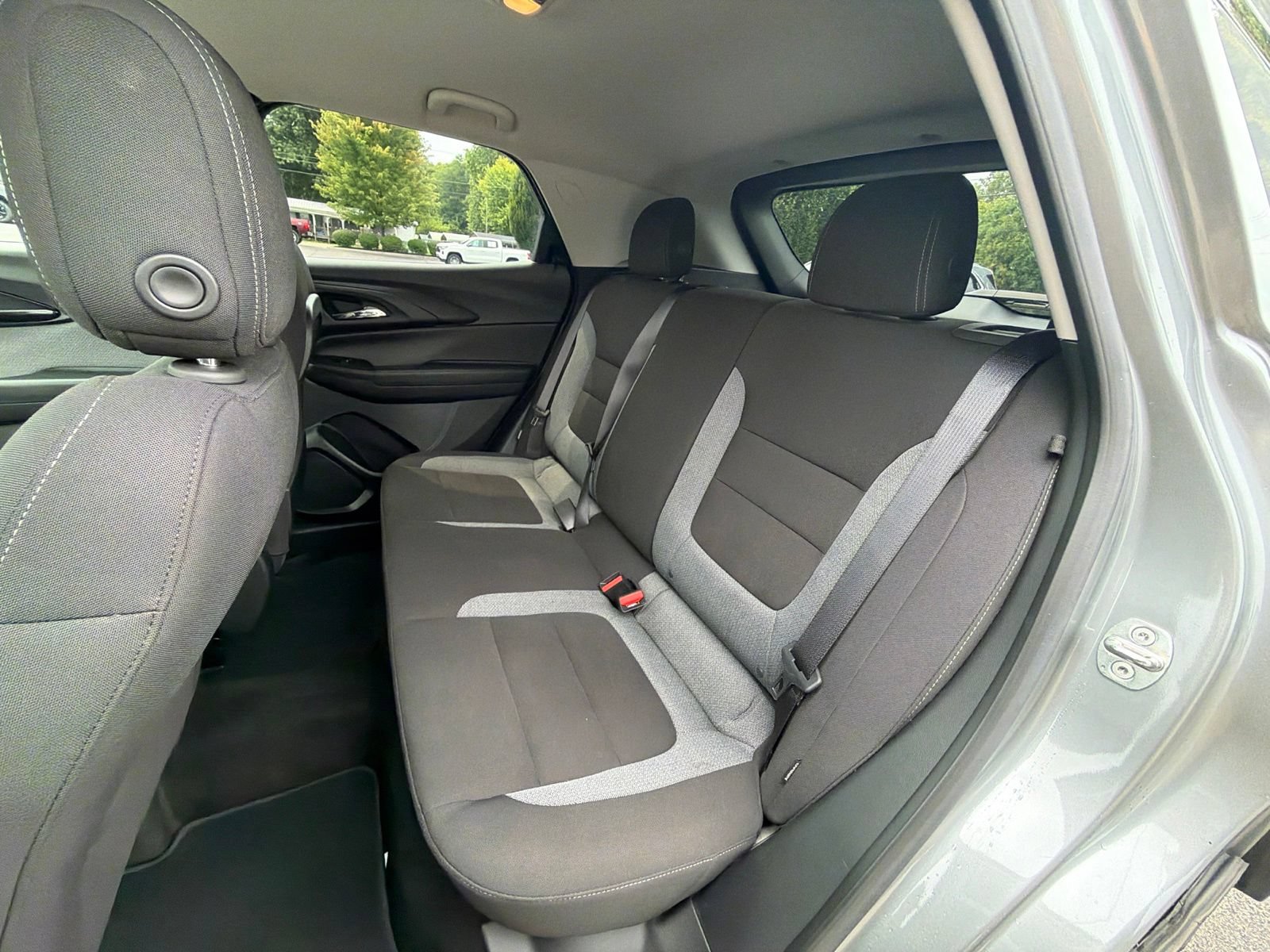 Used 2023 Chevrolet TrailBlazer LT w/ Convenience Package AWD/4WD image 24