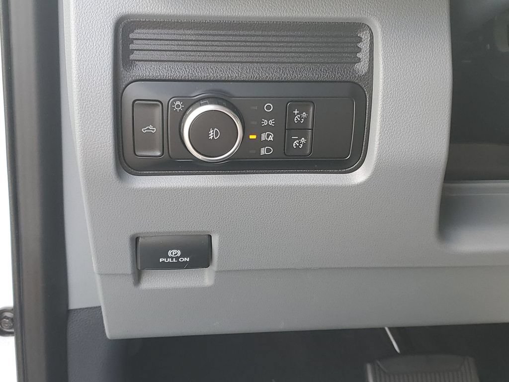 Used 2025 Ford F250 XLT AWD/4WD image 23