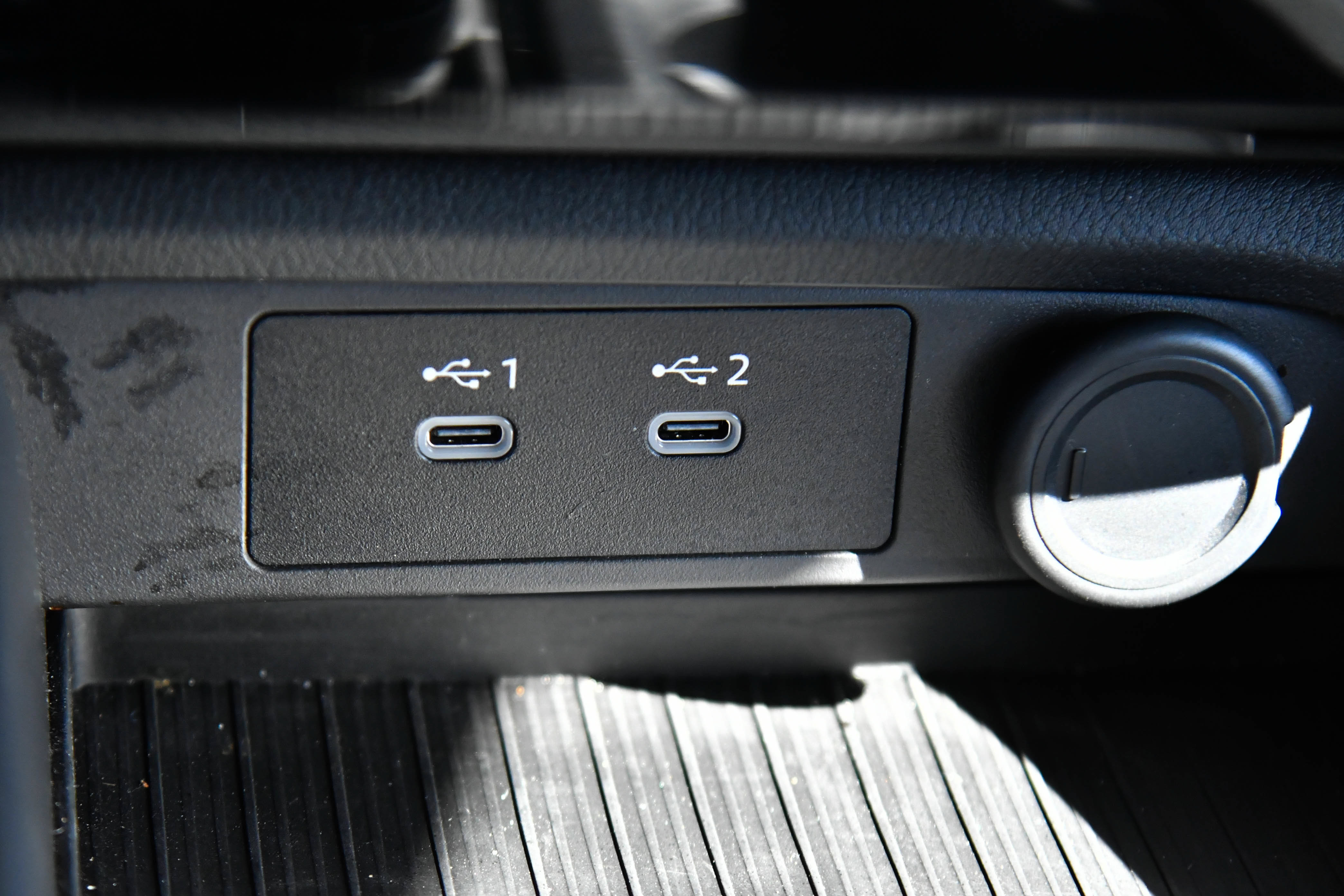 Used 2026 Nissan Sentra SV w/ Floor Mat Package FWD image 25