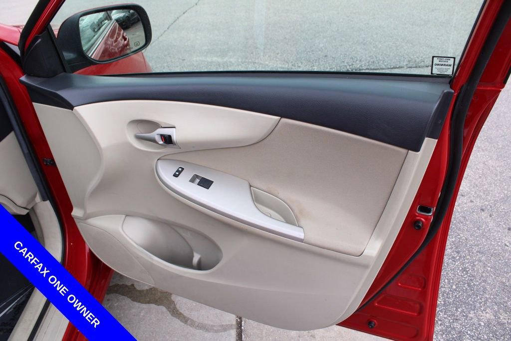 Used 2013 Toyota Corolla LE image 20