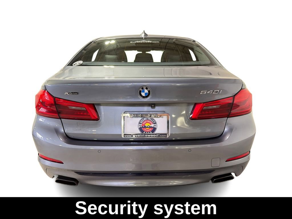 Used 2019 BMW 540i xDrive w/ Premium Package image 15