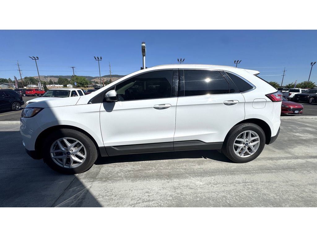Used 2021 Ford Edge SEL image 4