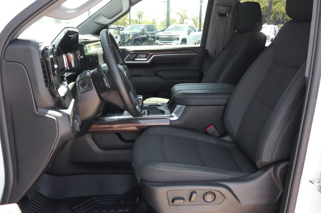 Used 2026 Chevrolet Silverado 1500 LT w/ Texas Edition Plus AWD/4WD image 20