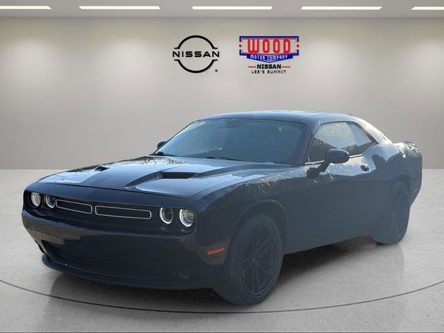 Used 2021 Dodge Challenger SXT image 8