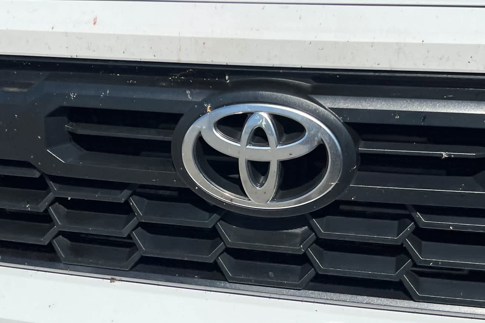 Used 2024 Toyota Tacoma TRD Off-Road AWD/4WD image 13