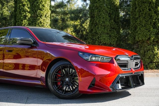 Used 2025 BMW M5 w/ Carbon Package AWD/4WD image 7