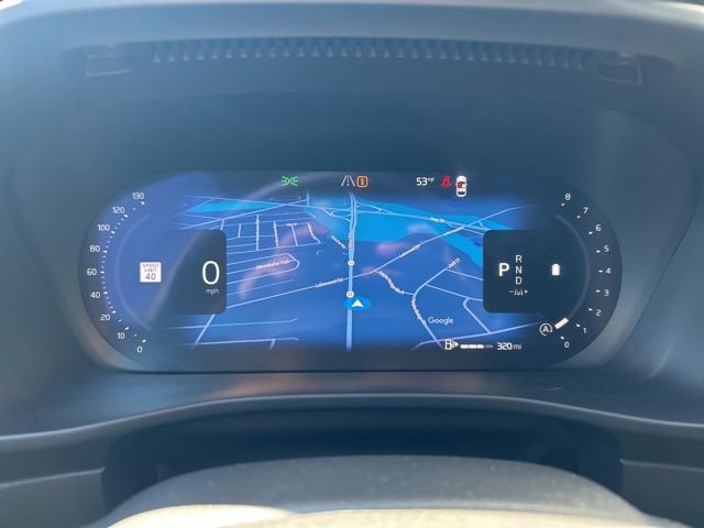 Certified 2025 Volvo XC40 B5 Plus image 21