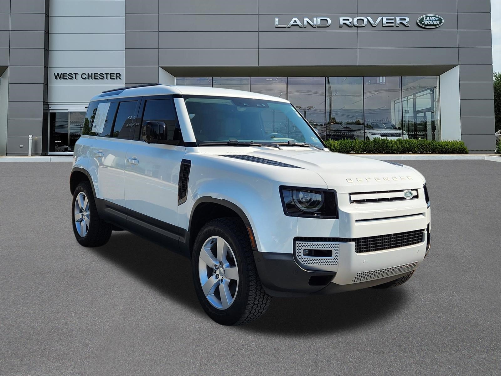 Certified 2024 Land Rover Defender 110 S AWD/4WD image 2