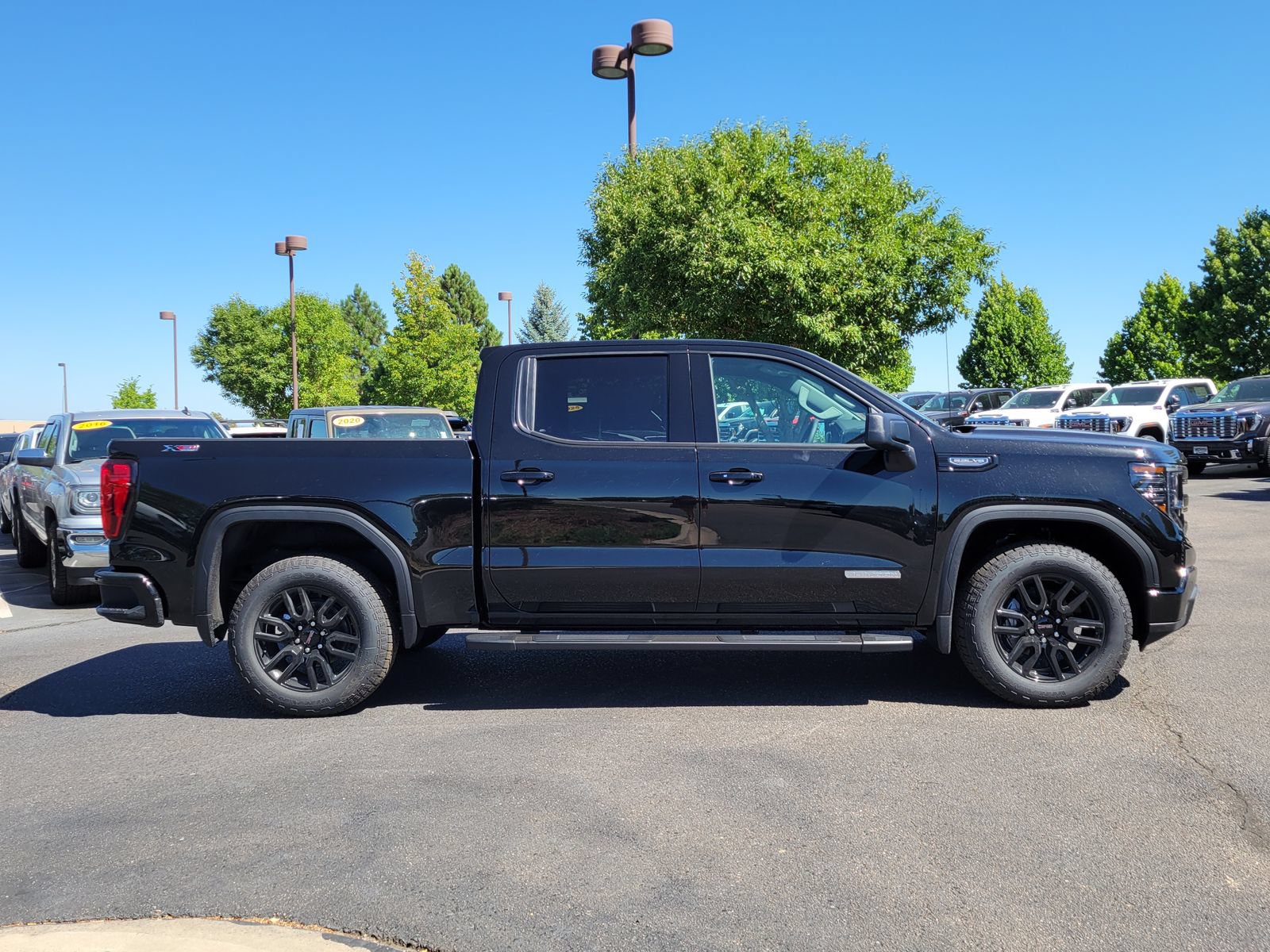 New 2026 GMC Sierra 1500 Elevation w/ X31 Off-Road Package AWD/4WD image 2