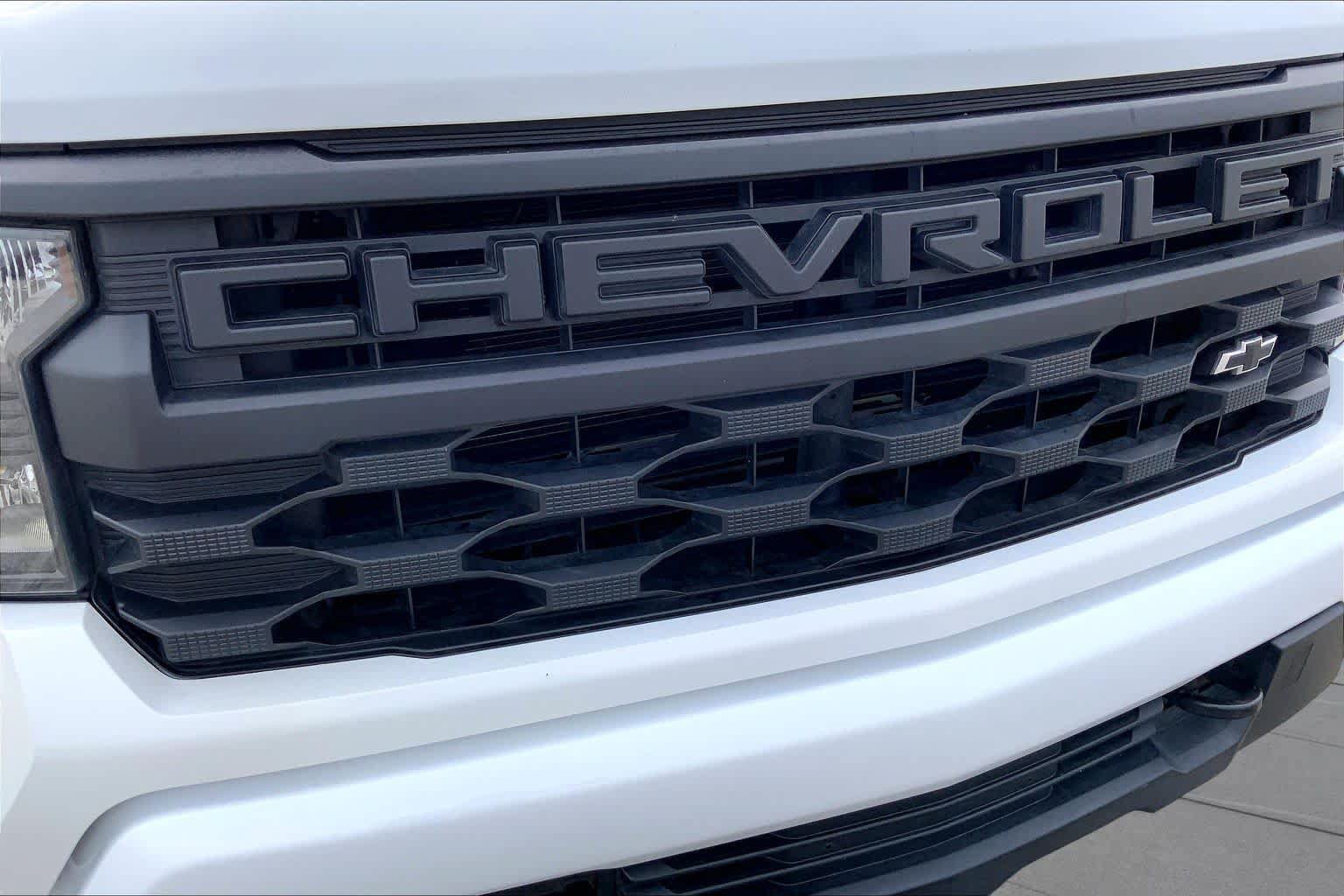 Used 2023 Chevrolet Silverado 1500 Custom RWD image 29