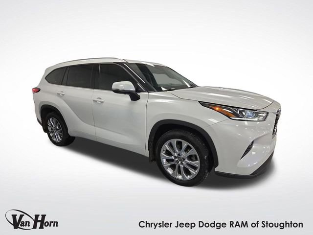 Used 2023 Toyota Highlander L image 1