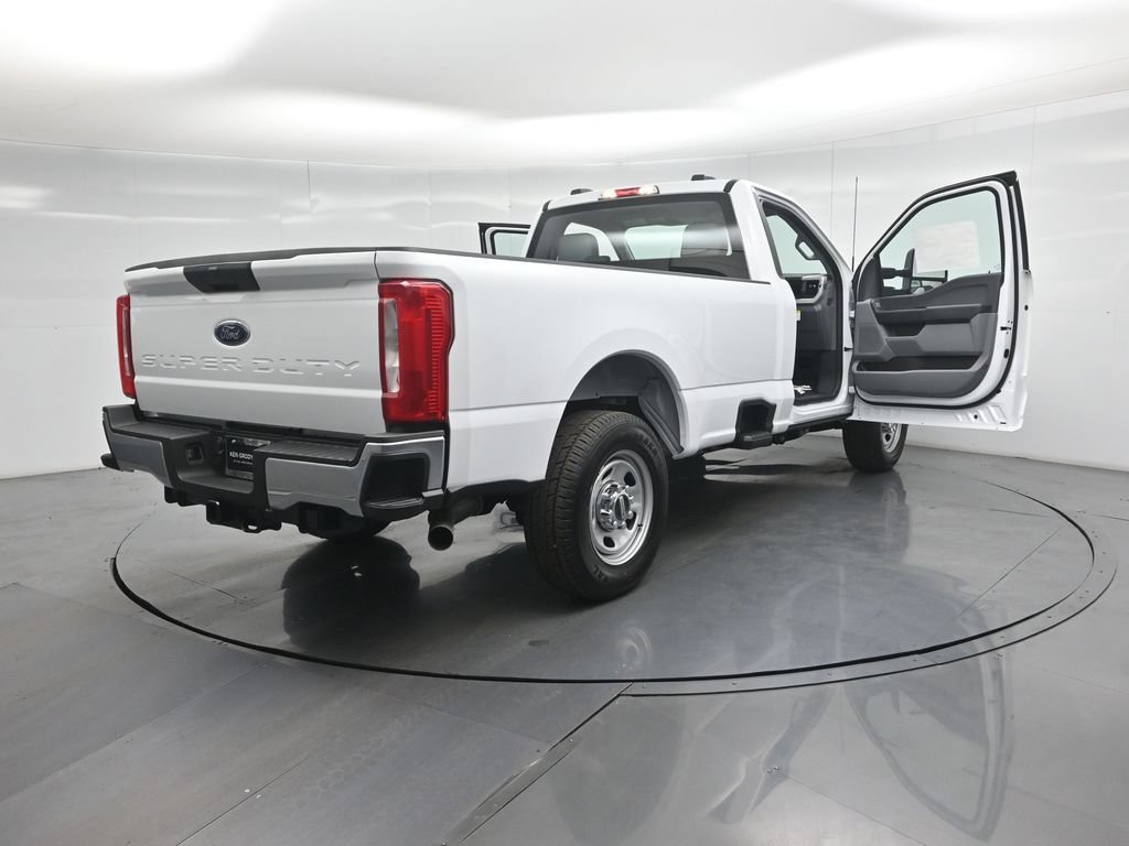 New 2026 Ford F350 XL w/ XL Chrome Package RWD image 3