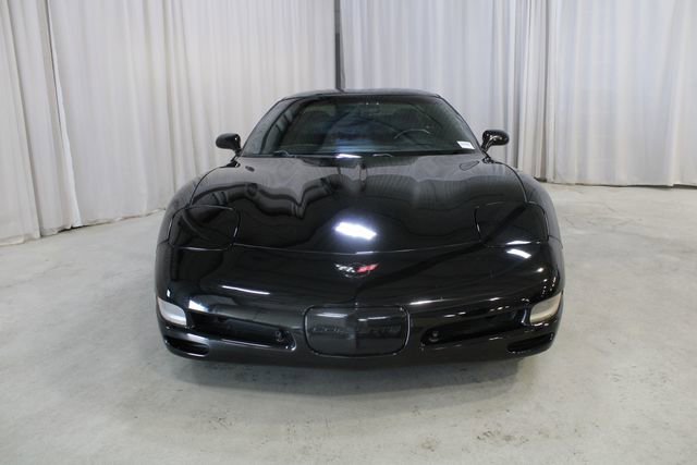 Used 2000 Chevrolet Corvette Coupe w/ Memory Pkg RWD image 32