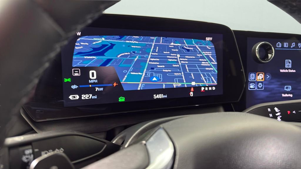 Certified 2025 Chevrolet Silverado EV LT image 20