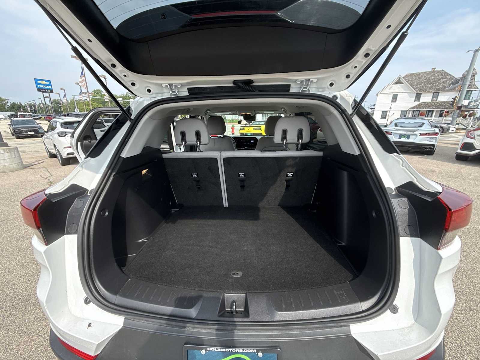 Used 2025 Chevrolet TrailBlazer LT FWD image 22