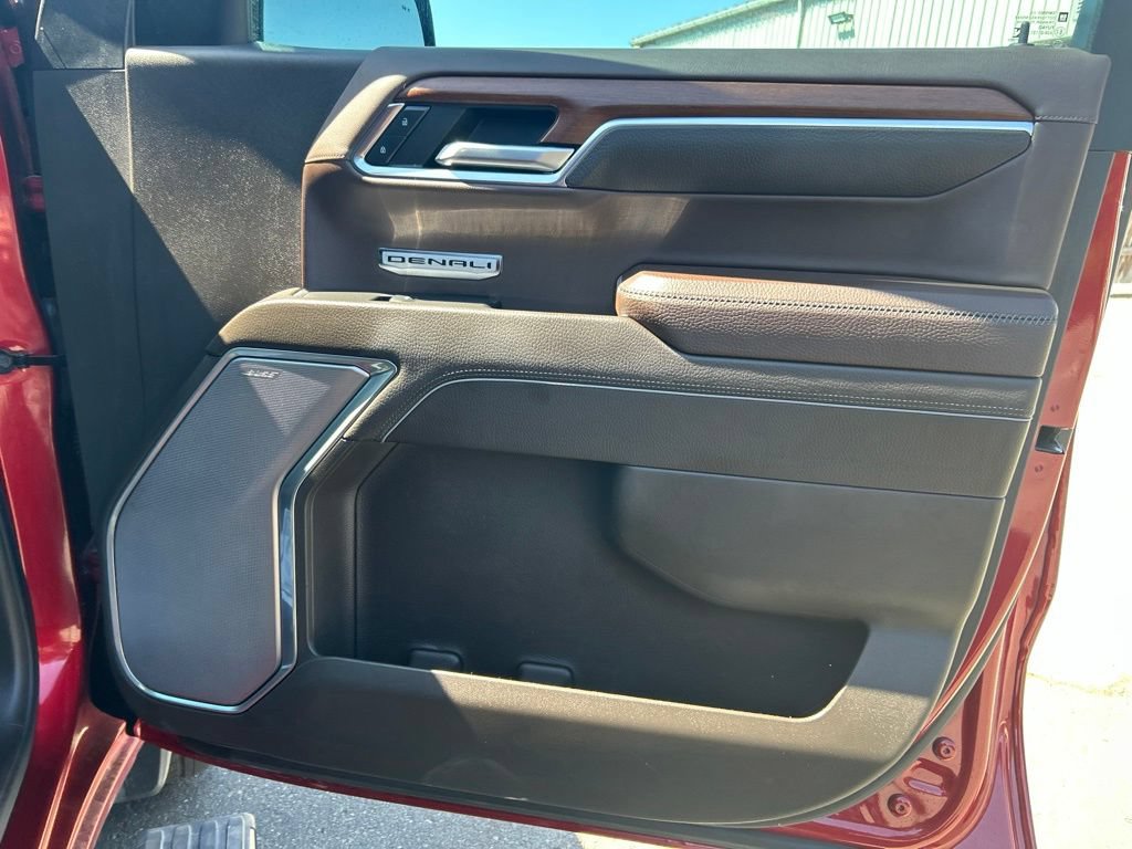 Used 2023 GMC Sierra 1500 Denali AWD/4WD image 15