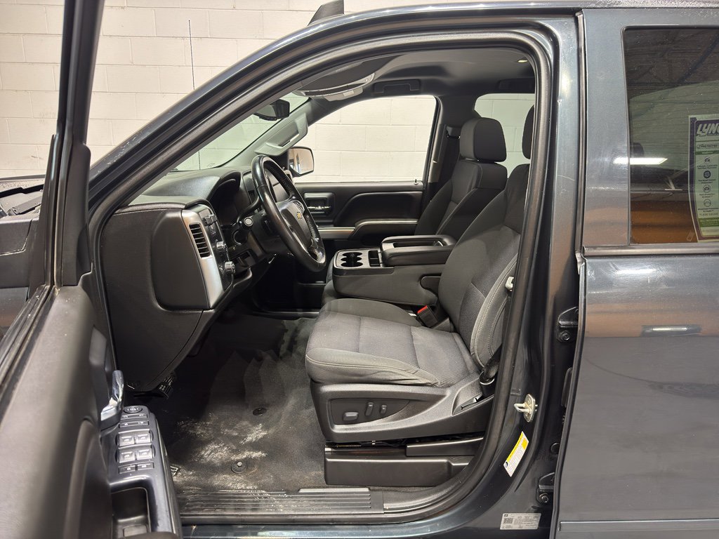 Used 2019 Chevrolet Silverado 1500 LT w/ All Star Edition image 13