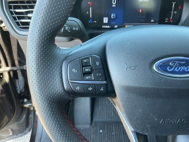 Used 2024 Ford Escape ST-Line w/ Tech Pack #1 image 19