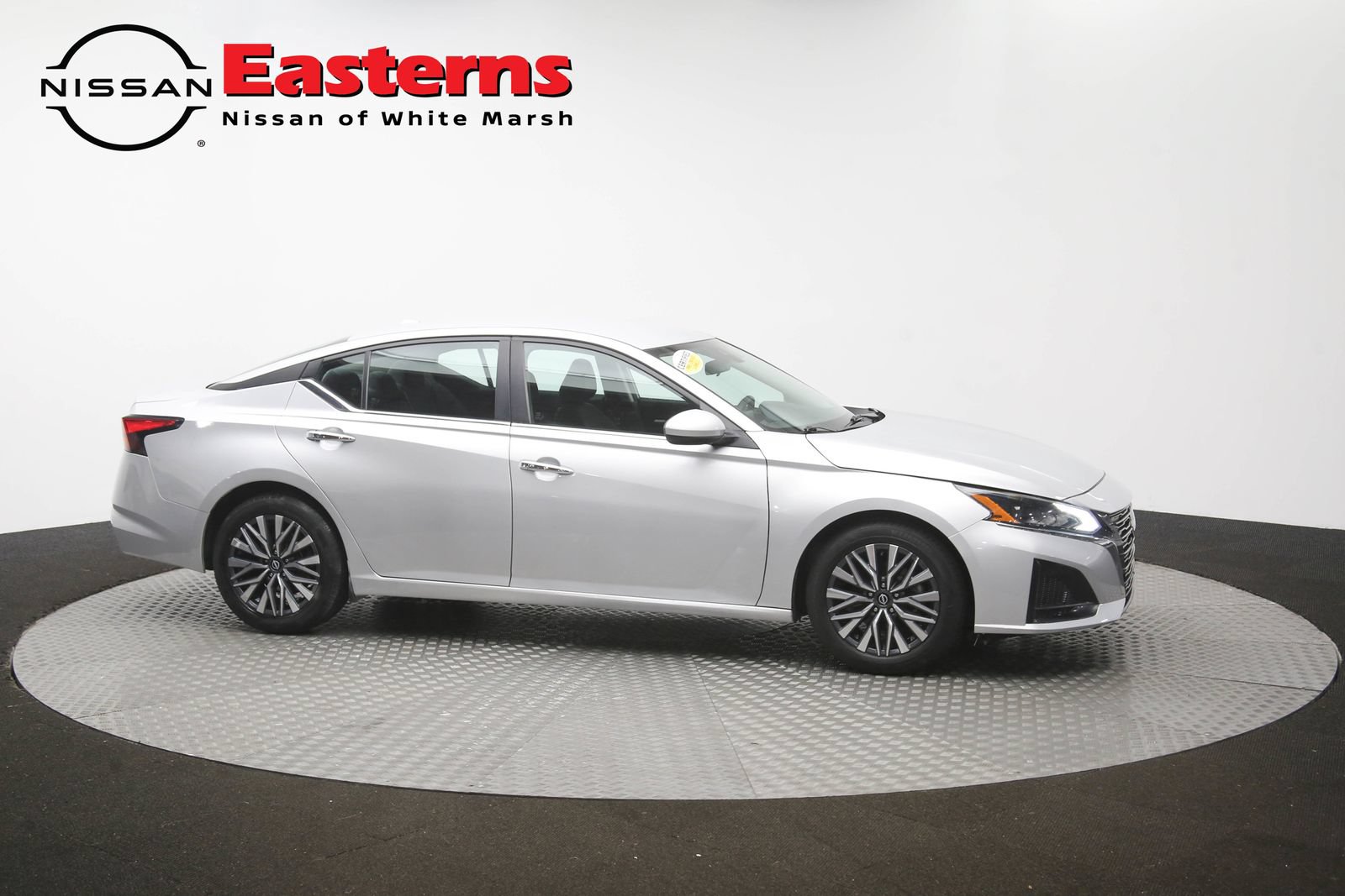 Used 2023 Nissan Altima 2.5 SV FWD image 45