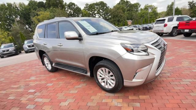 Used 2023 Lexus GX 460 Premium AWD/4WD image 3