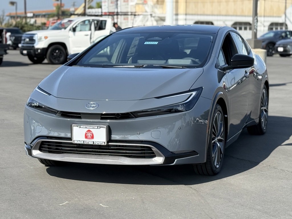 New 2026 Toyota Prius XLE image 5
