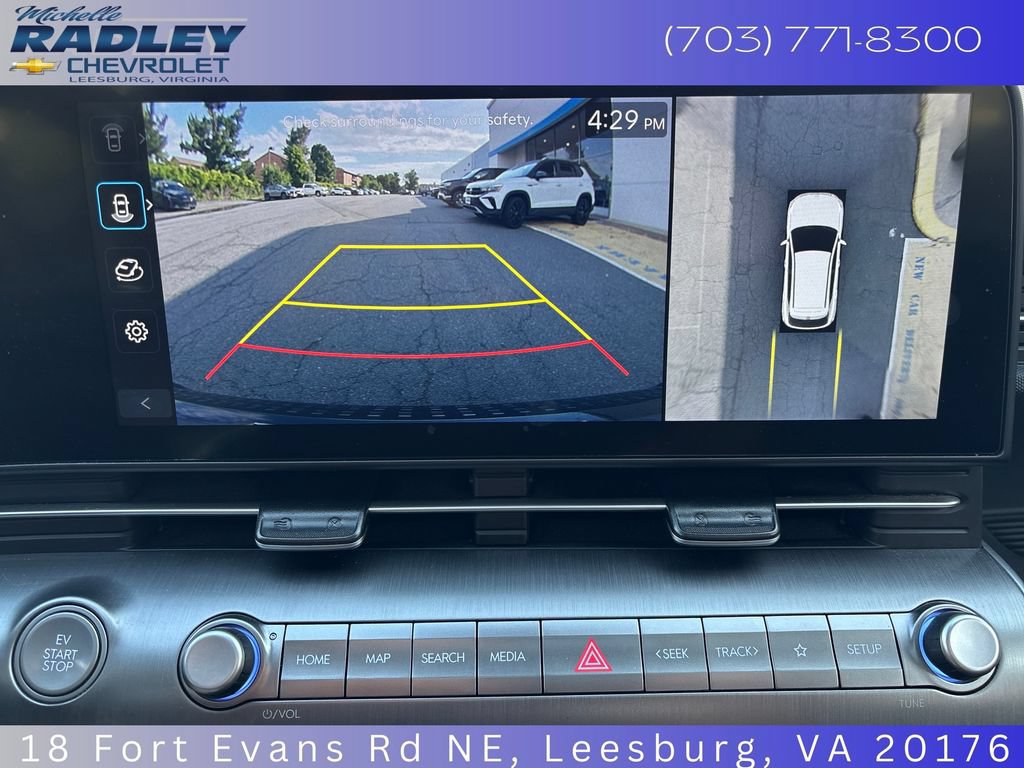 Used 2024 Hyundai Kona Limited FWD image 18