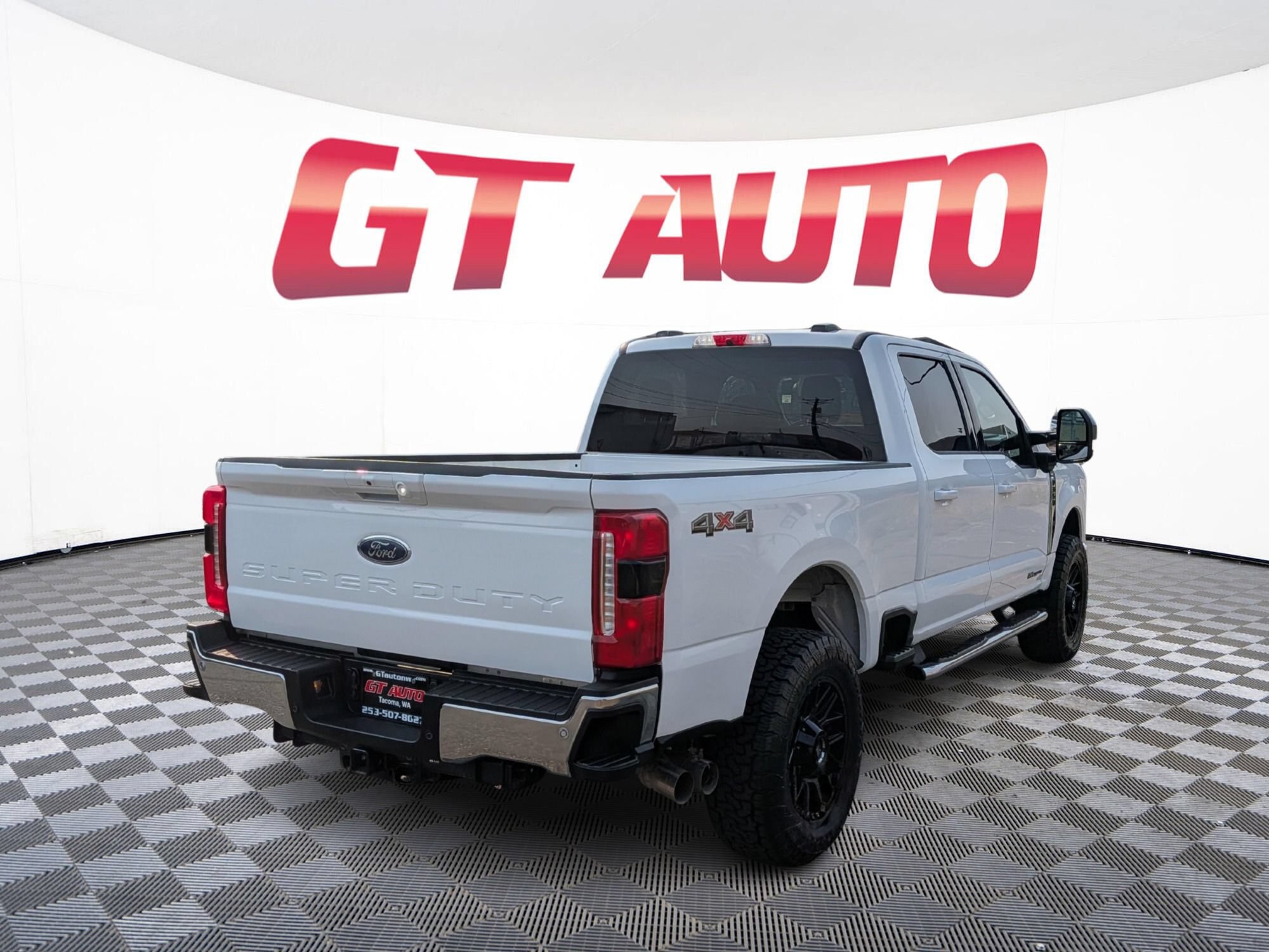Used 2026 Ford F350 Lariat AWD/4WD image 5