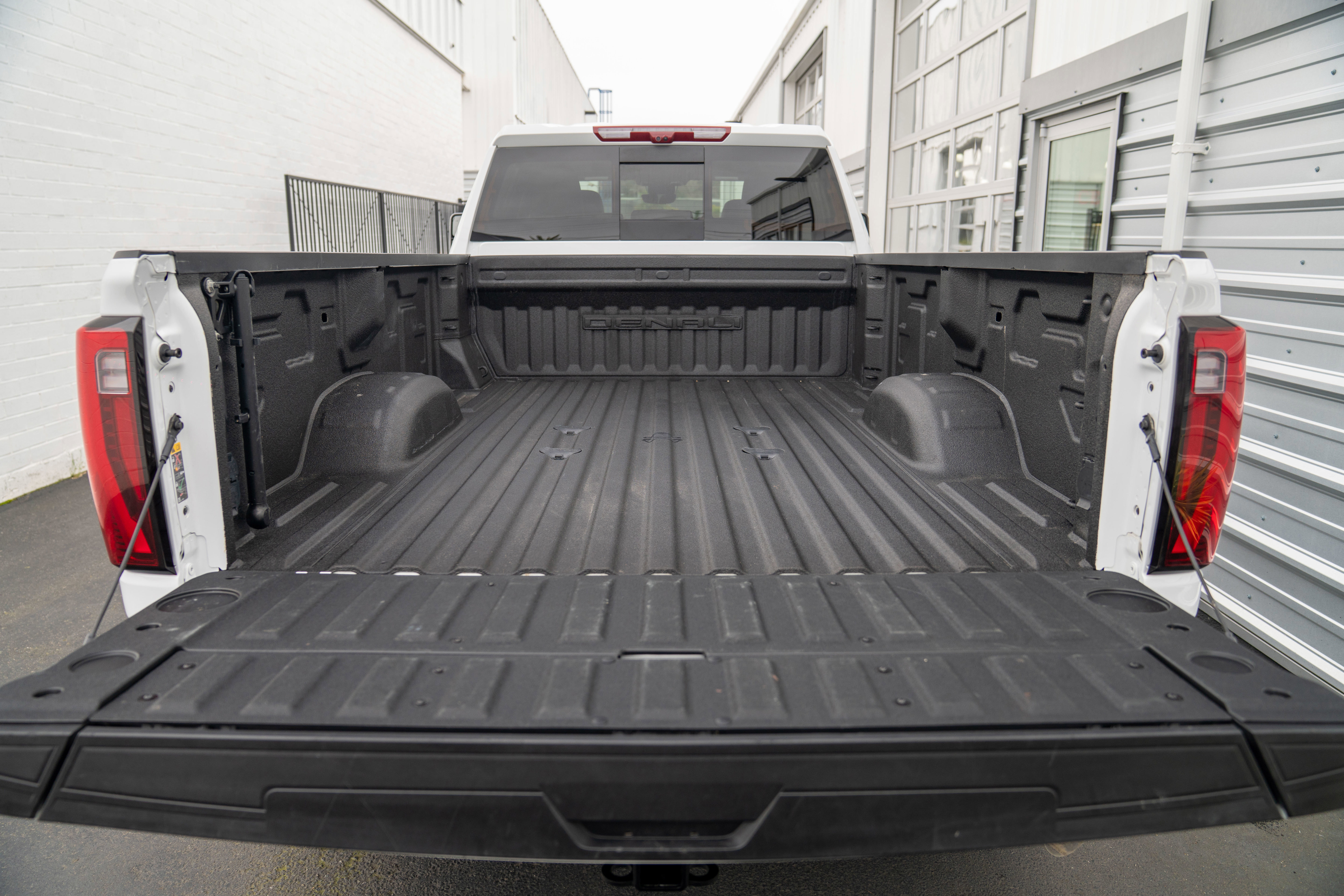 Used 2024 GMC Sierra 3500 Denali w/ Denali Reserve Package image 42