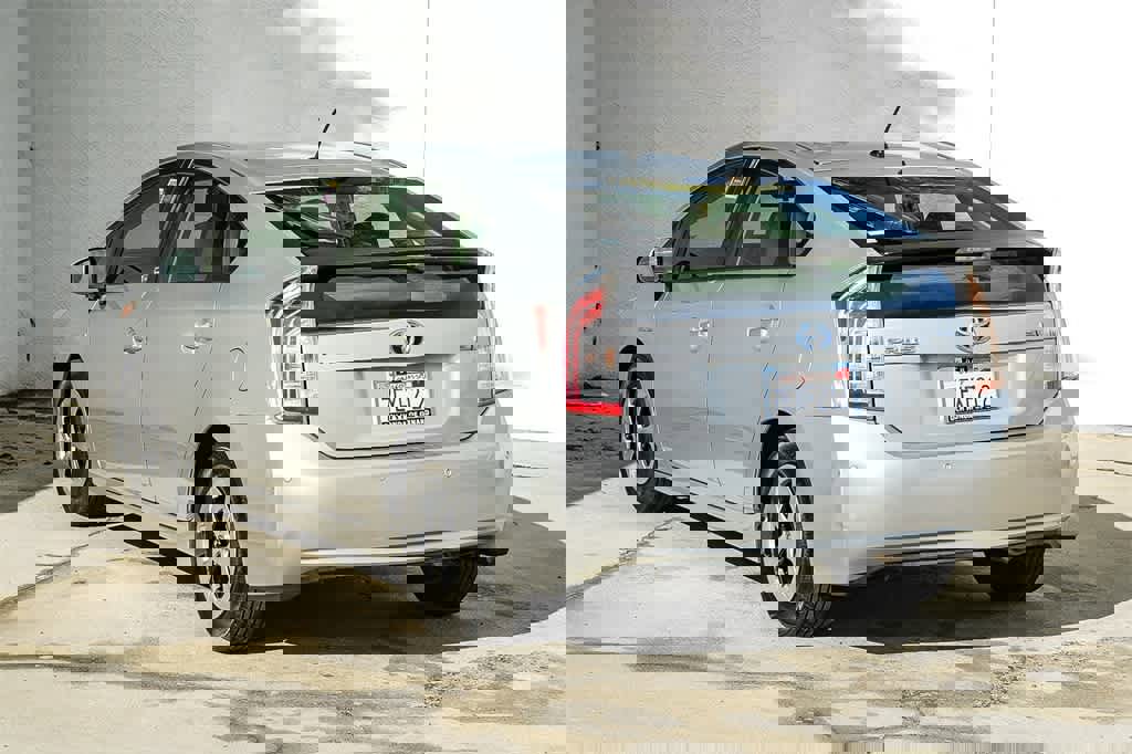 Used 2014 Toyota Prius Two image 6