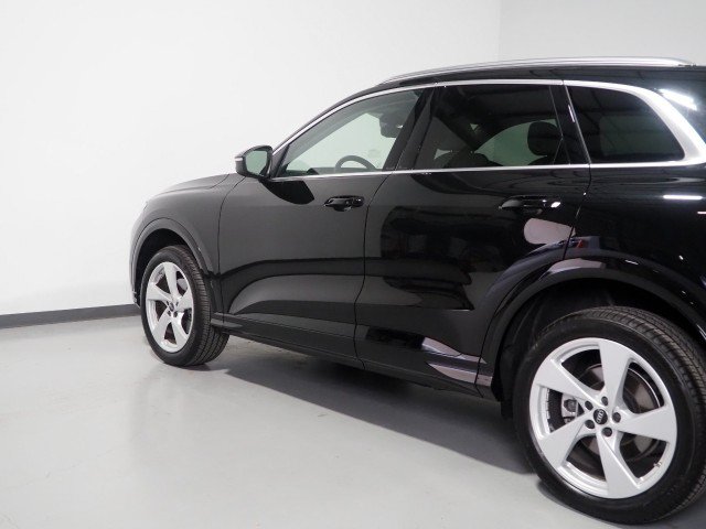 Used 2025 Audi Q5 2.0T Premium Plus AWD/4WD image 63