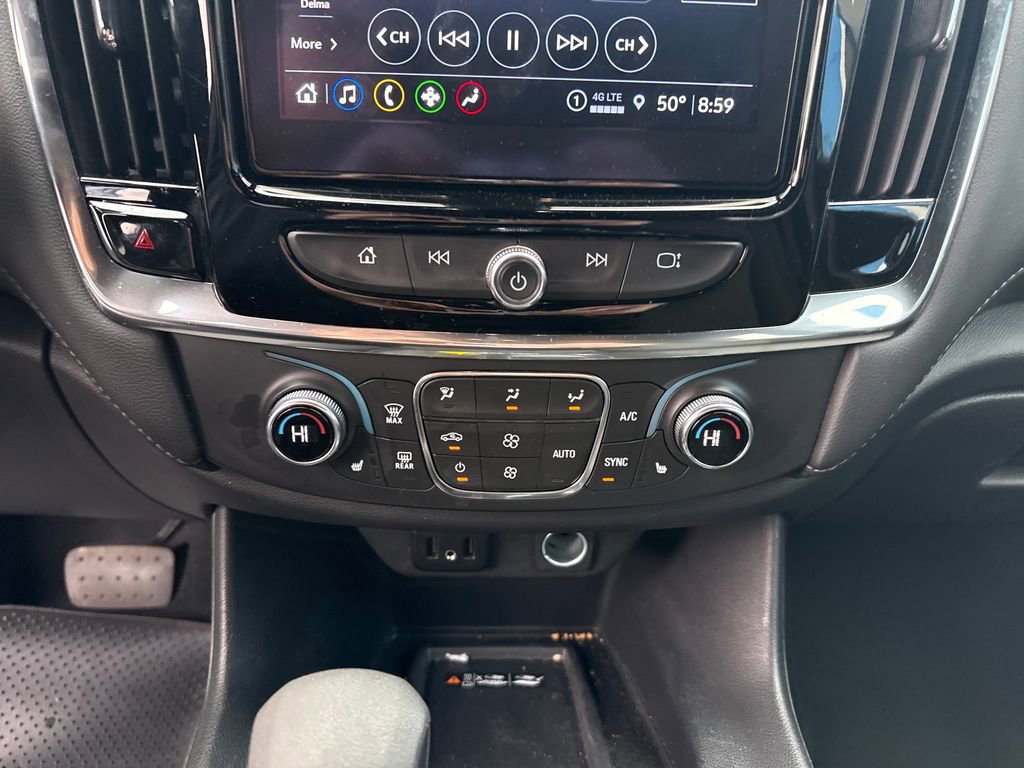 Used 2023 Chevrolet Traverse LT image 21