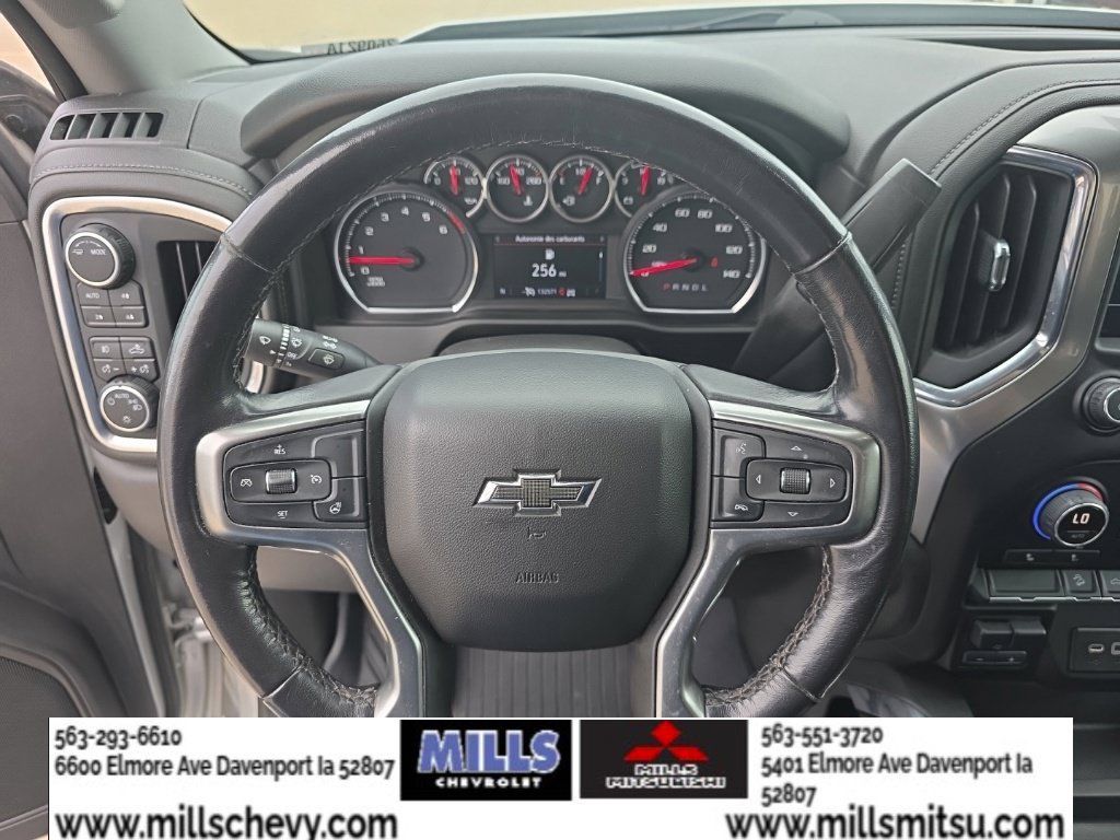 Used 2022 Chevrolet Silverado 1500 LT Trail Boss w/ Bed Protection Package AWD/4WD image 11