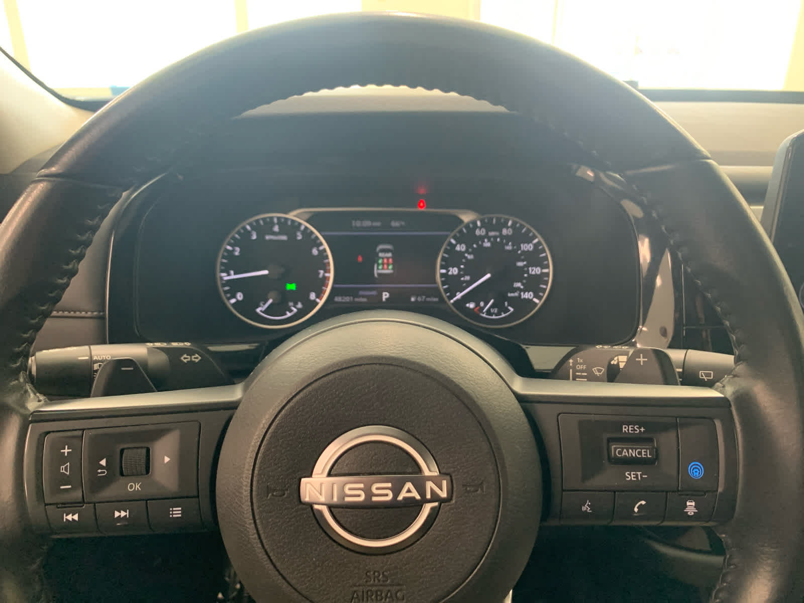 Used 2024 Nissan Pathfinder SV FWD image 24