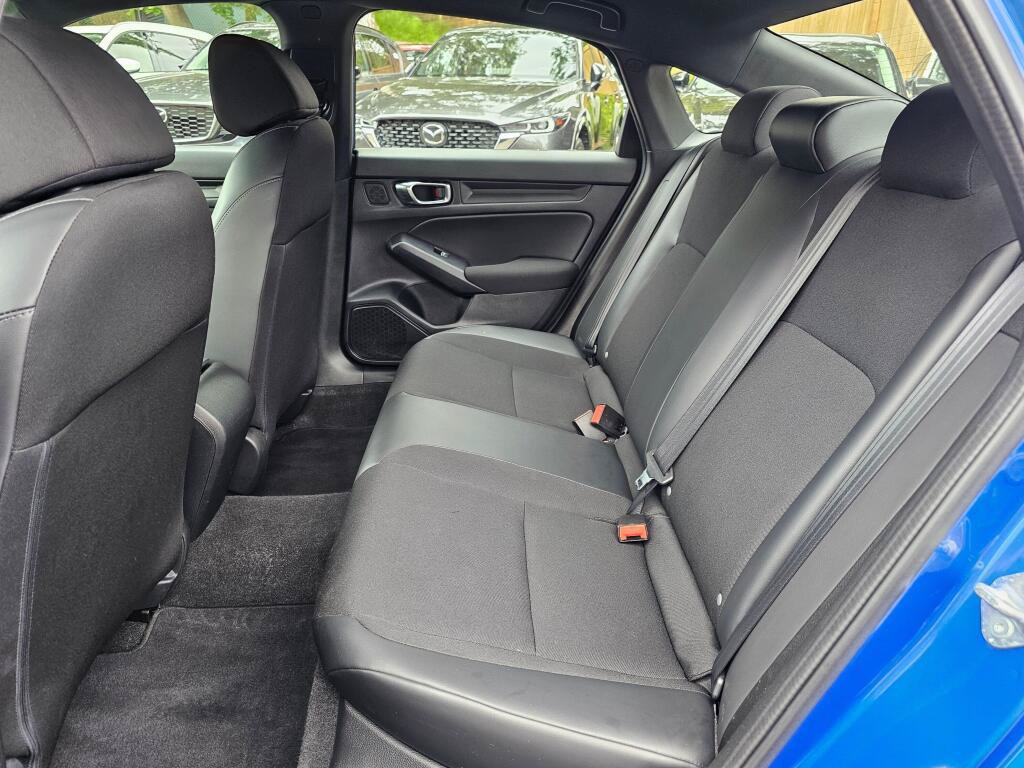 Used 2023 Honda Civic Sport image 17