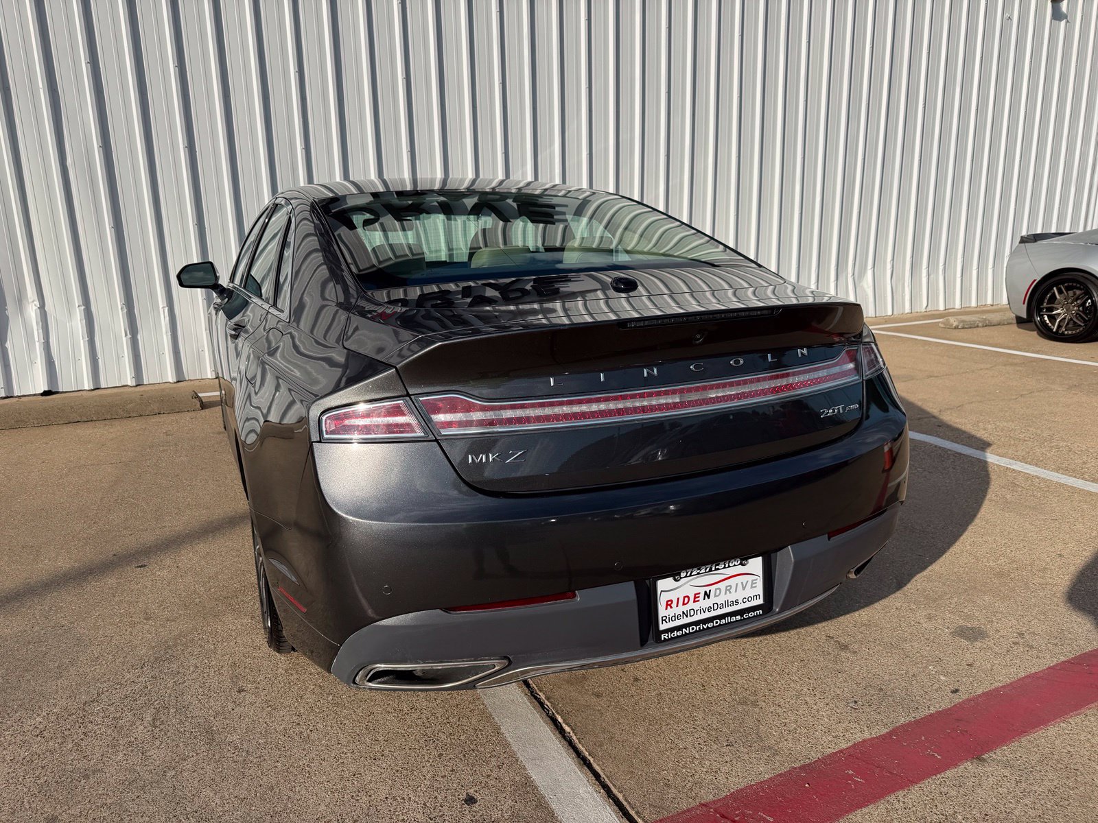 Used 2019 Lincoln MKZ Premiere AWD/4WD image 5
