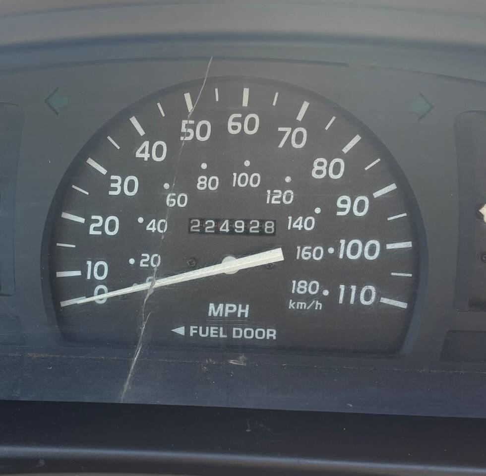 Used 2004 Toyota Tacoma 2WD Regular Cab image 16