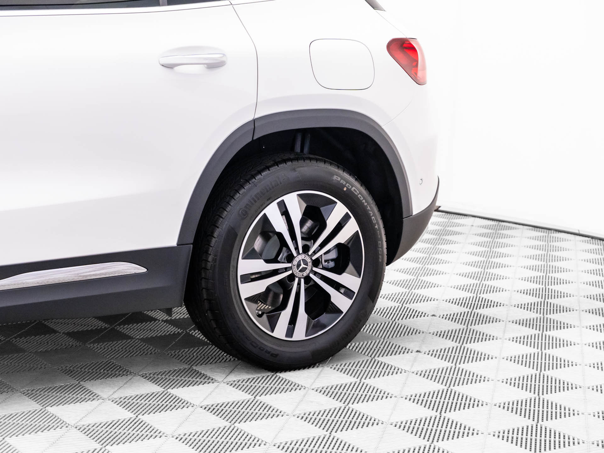New 2026 Mercedes-Benz GLA 250 4MATIC image 35