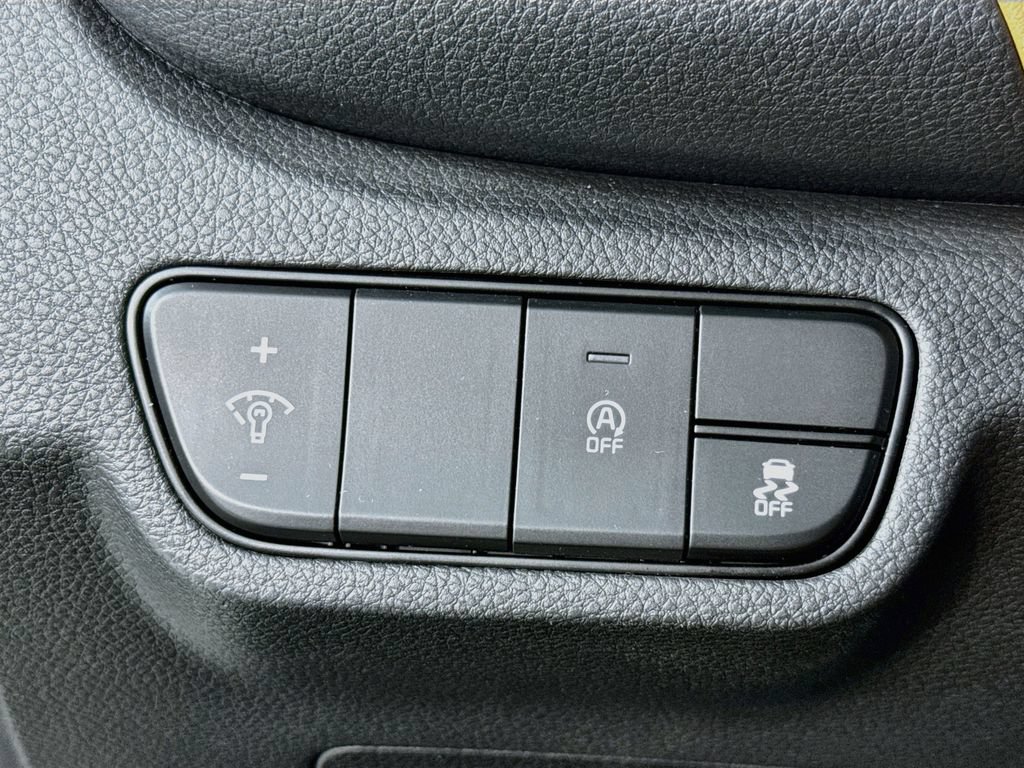 Used 2024 Kia Seltos EX AWD/4WD image 17