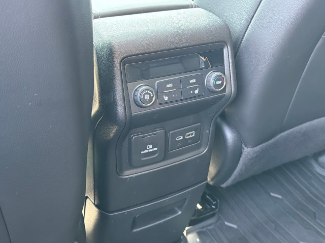 Used 2020 GMC Acadia Denali w/ Technology Package FWD image 25