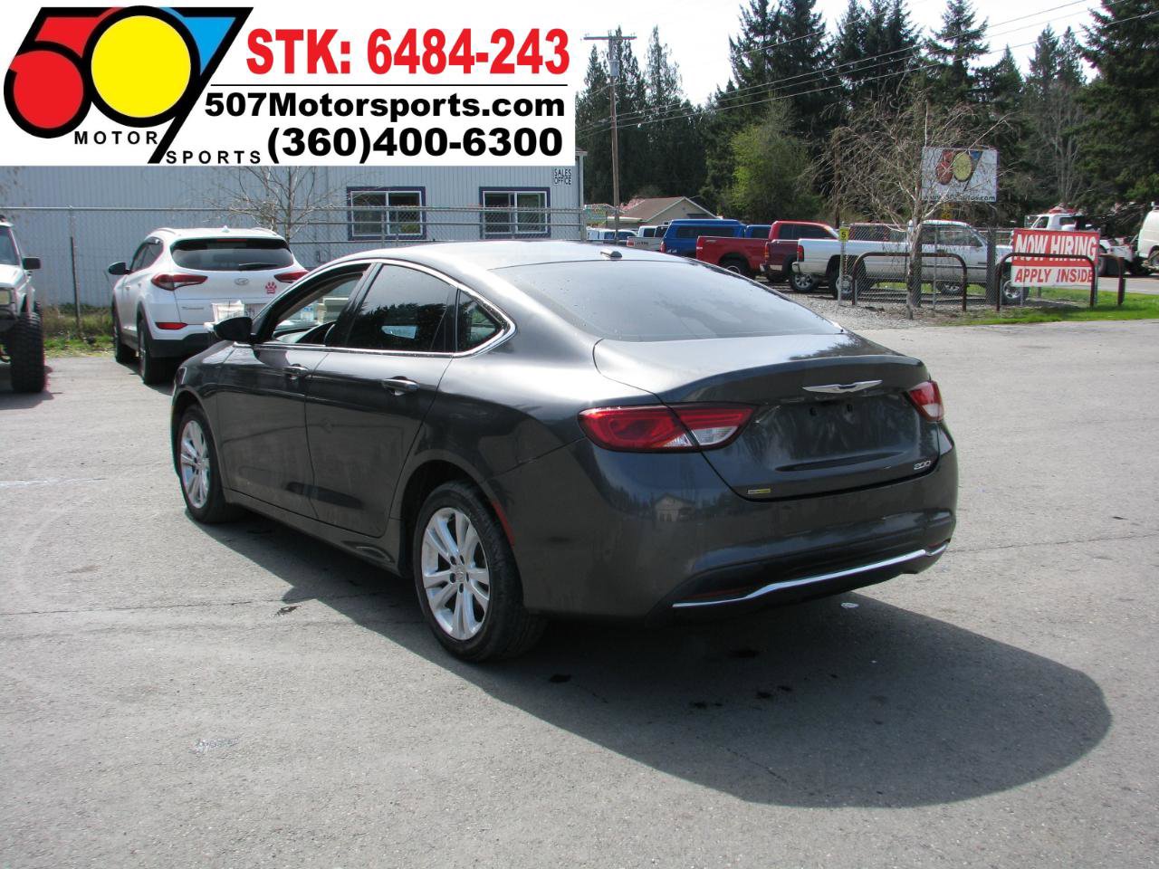 Used 2015 Chrysler 200 Limited w/ Convenience Group FWD image 6
