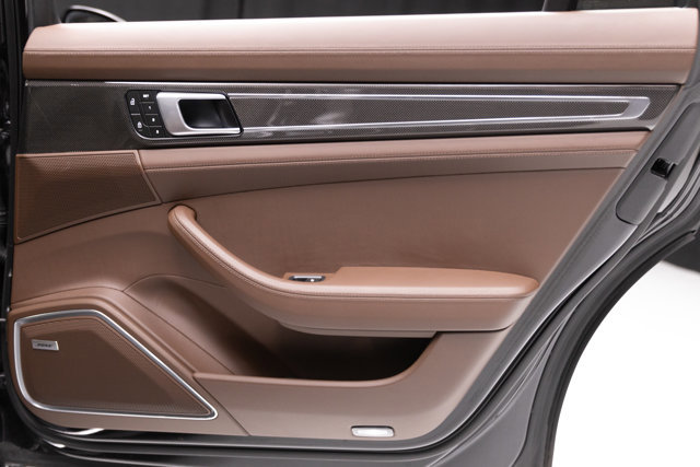 Used 2023 Porsche Panamera 4S Executive image 68